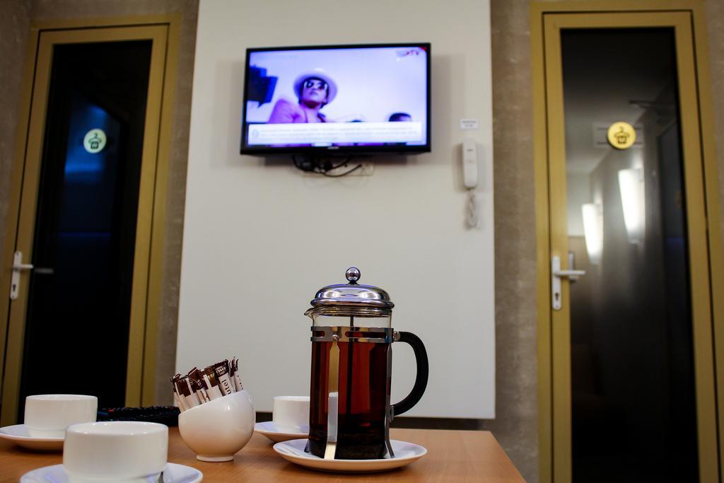 בישקק Solutel Hotel מראה חיצוני תמונה